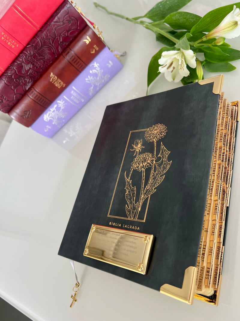 Bíblia Mulheres - Viviane Martinello "Floral grafite"