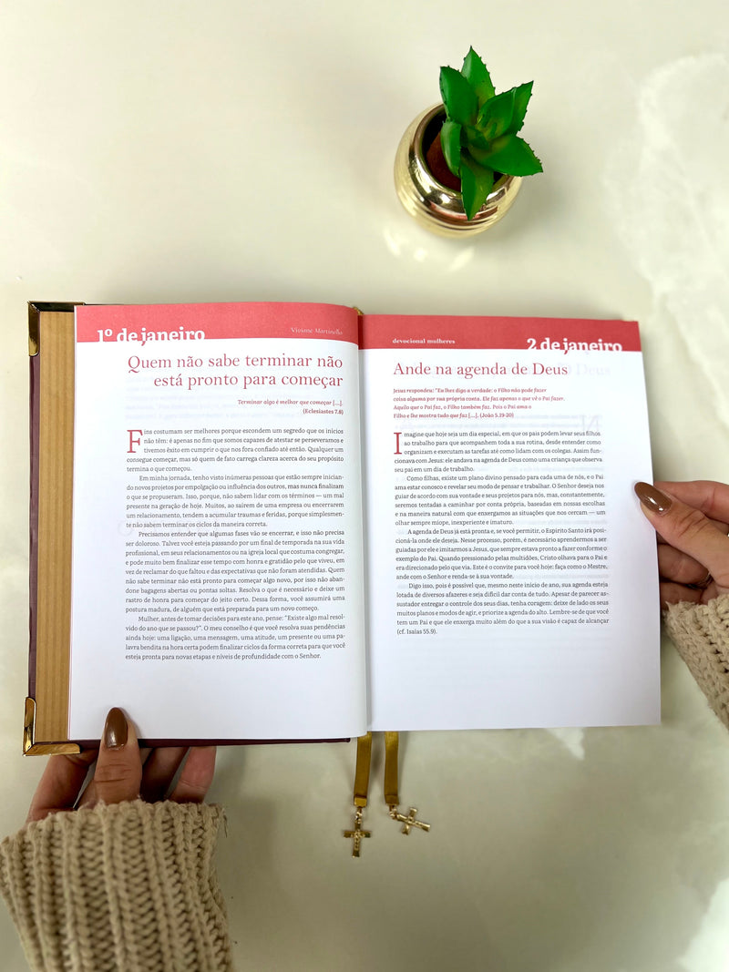 Livro Devocional Mulheres - Viviane Martinelo