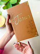 Bíblia com nome courino Caramelo Floral